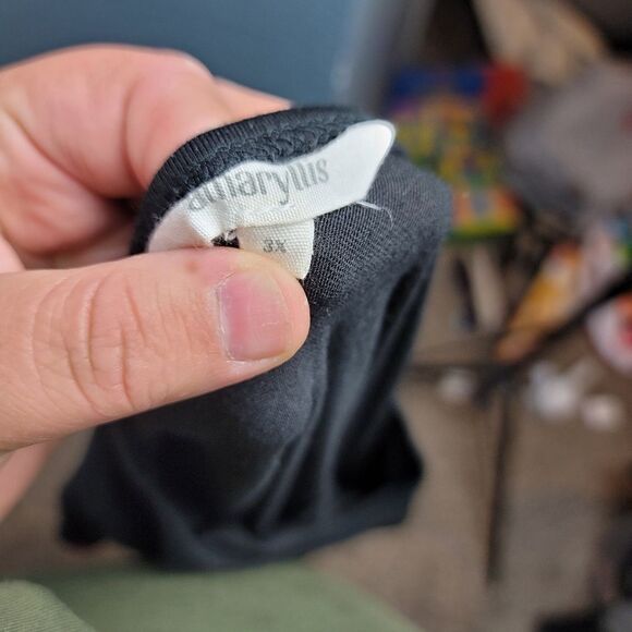 PLUS AMARYLLIS Floral Accent Top - Picture 7 of 8